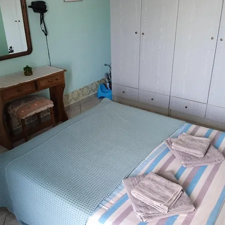 Perdikionia * Trapezaki (Kefalonia)