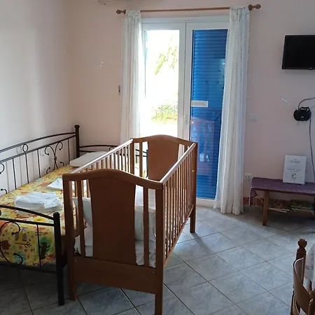 Perdikionia アパート