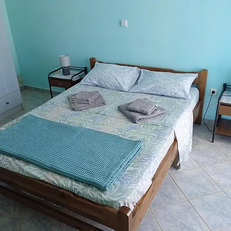 Perdikionia Appartement *
