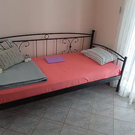 Perdikionia Appartement