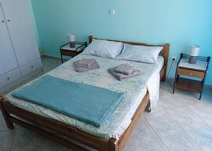 Perdikionia Appartement *